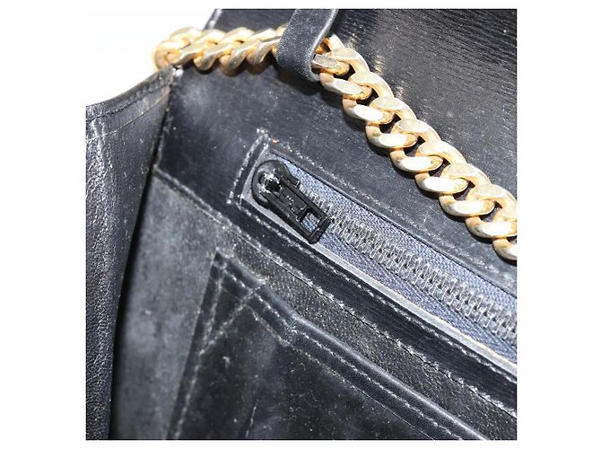 GUCCI Chain Shoulder Bag Leather Black Gold - vista 21