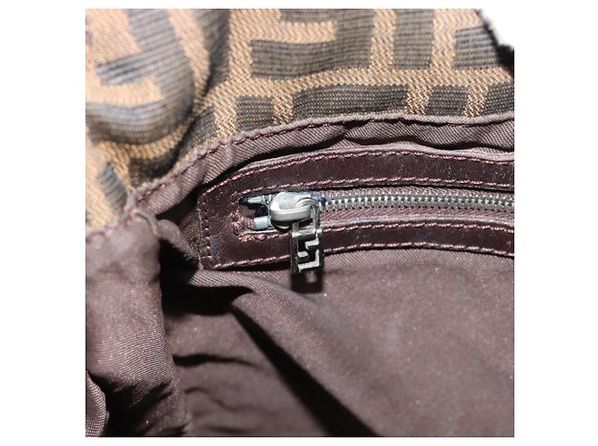 FENDI Zucca Canvas Shoulder Bag Black Brown - vista 21