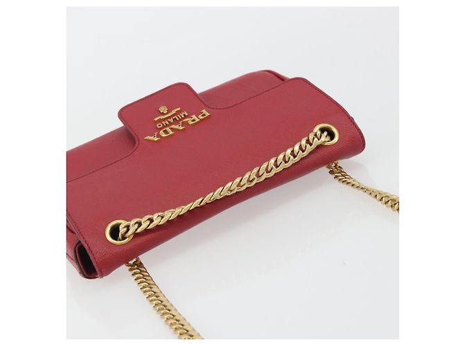 PRADA Chain Shoulder Bag Safiano Leather Red Gold - vista 14