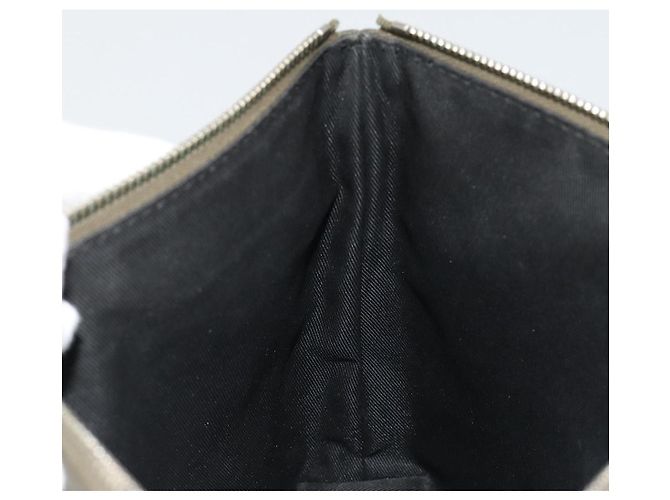 LOUIS VUITTON Takeoff Pouch Clutch Bag Leather Gray M81735 LV - vista 19