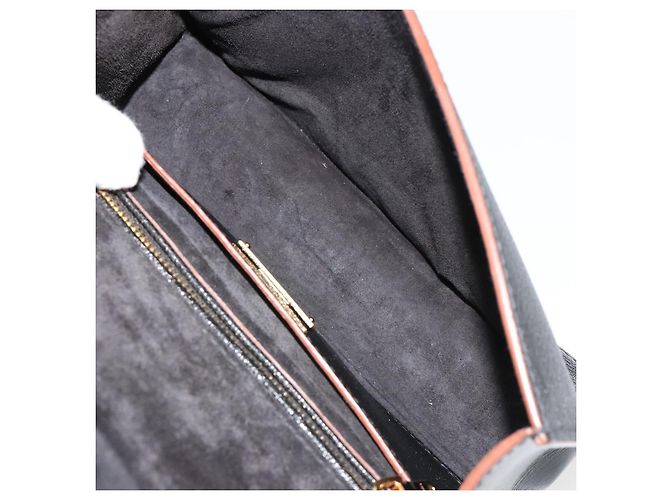 Miu Miu Shoulder Bag Leather Black Gold - vista 11