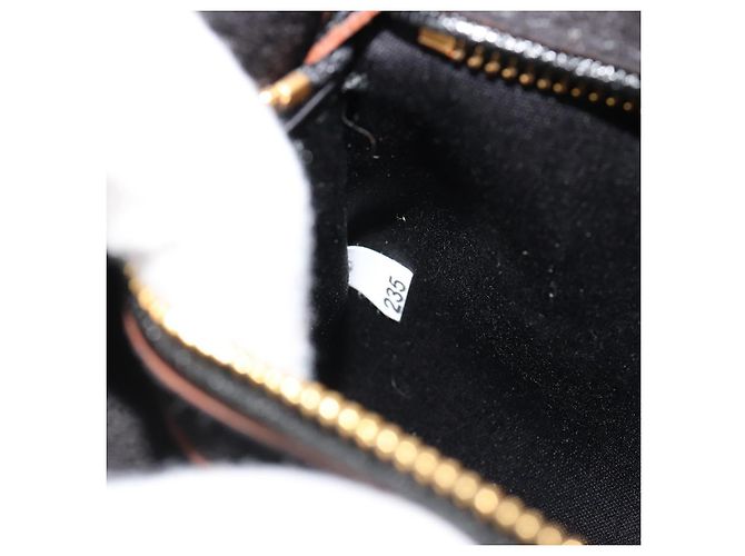 Miu Miu Shoulder Bag Leather Black Gold - vista 12