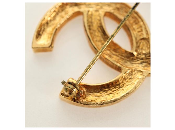 CHANEL COCO Mark Brooch metal Gold Tone CC - vista 9