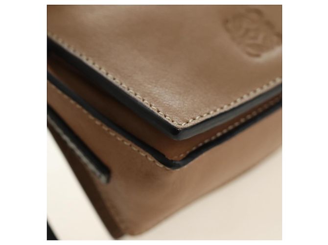 LOEWE Pouch Shoulder Bag Leather Brown - view 9