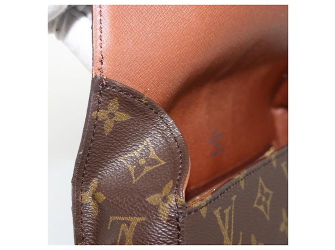 LOUIS VUITTON Monogram Saint Cloud GM Shoulder Bag M51242 LV - vista 16