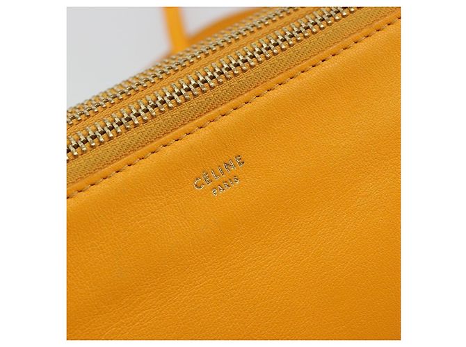 Céline CELINE Trio Shoulder Bag Leather Yellow Gold - vista 17
