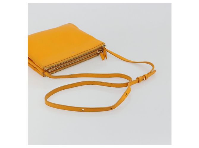Céline CELINE Trio Shoulder Bag Leather Yellow Gold - vista 7