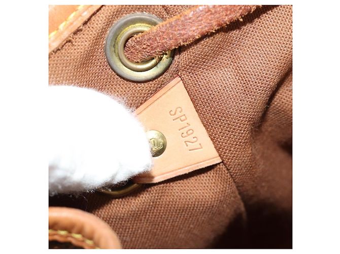 LOUIS VUITTON Monogram Montsouris PM Backpack M51137 LV - vista 11