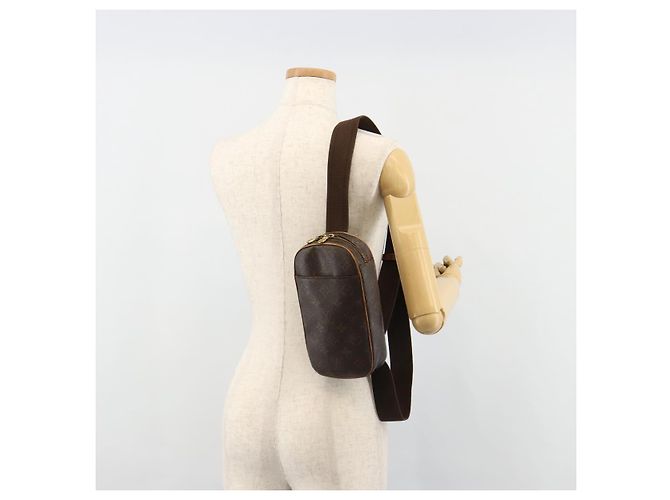 LOUIS VUITTON Monogram Pochette Gange Shoulder Bag M51870 LV - vista 23