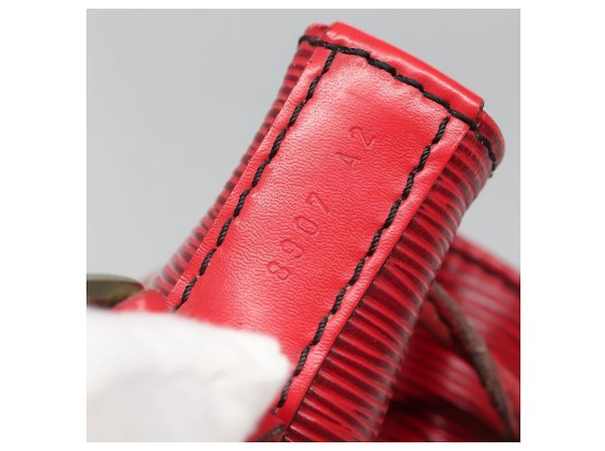 LOUIS VUITTON Epi Noe Shoulder Bag Red M44007 LV - vista 12