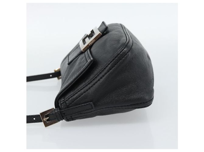 FENDI Mamma Baguette Shoulder Bag Leather Black Silver - vista 3