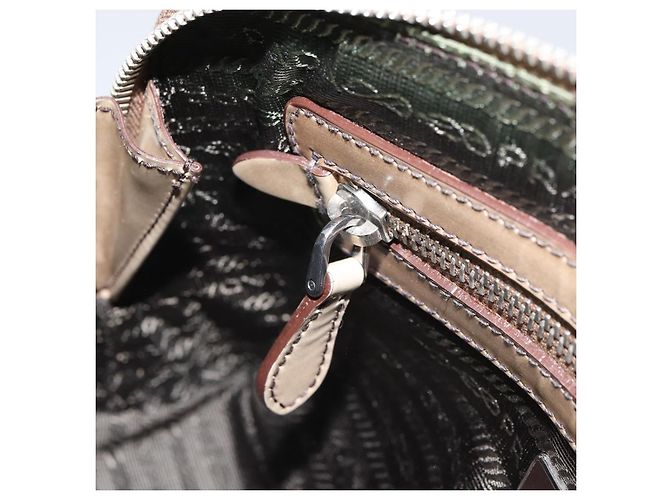 PRADA Hand Bag Patent leather Beige Silver - vista 24