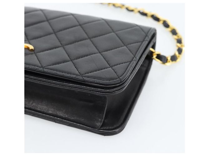 CHANEL Matelasse Chain Shoulder Bag Lamb Skin Black Gold CC - vista 15