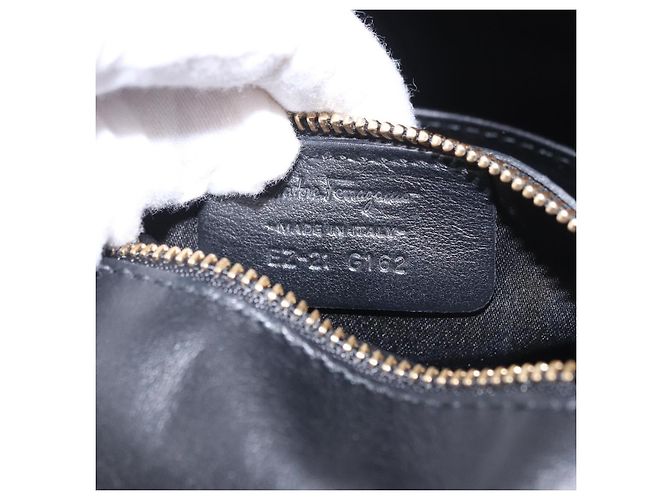 Salvatore Ferragamo Vala Chain Shoulder Bag Suede 2way Black Gold - vista 12