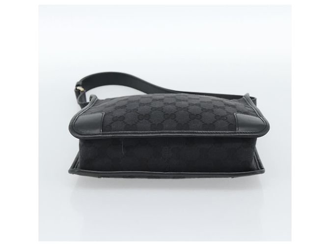 GUCCI GG Canvas Shoulder Bag Black Gold - vista 5