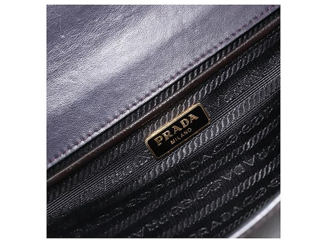PRADA Chain Shoulder Bag Saffiano Leather Black Gold - vista 20