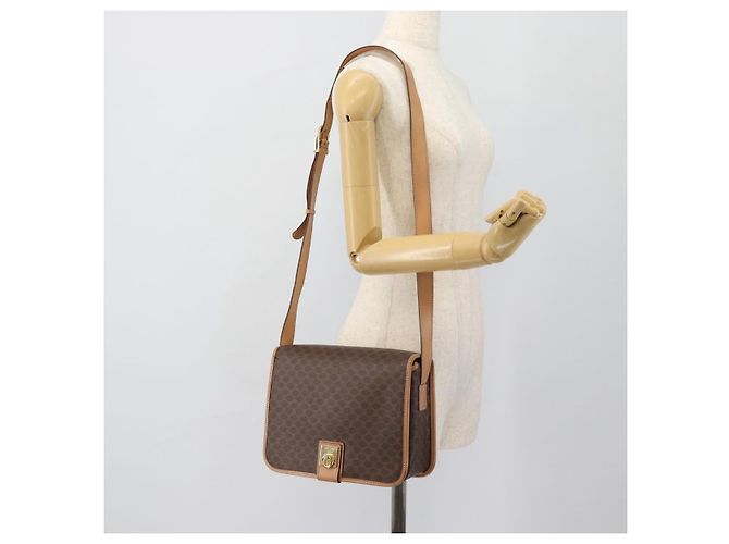 Céline CELINE Macadam Canvas Shoulder Bag PVC Leather Brown Gold - vista 22