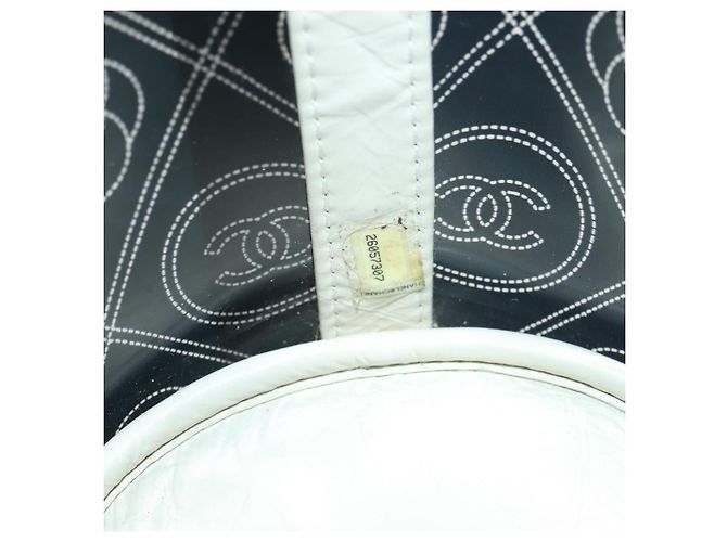 CHANEL Camelia Chain Shoulder Bag Vinyl Blue Silver CC - vista 22