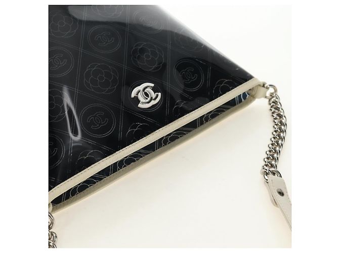 CHANEL Camelia Chain Shoulder Bag Vinyl Blue Silver CC - vista 6