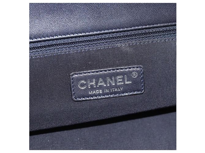 CHANEL Matelasse Chain Purse Bag Patent Leather Navy Silver CC - vista 14