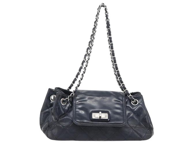CHANEL Matelasse Chain Purse Bag Patent Leather Navy Silver CC - vista 2