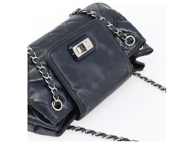 CHANEL Matelasse Chain Purse Bag Patent Leather Navy Silver CC - vista 6