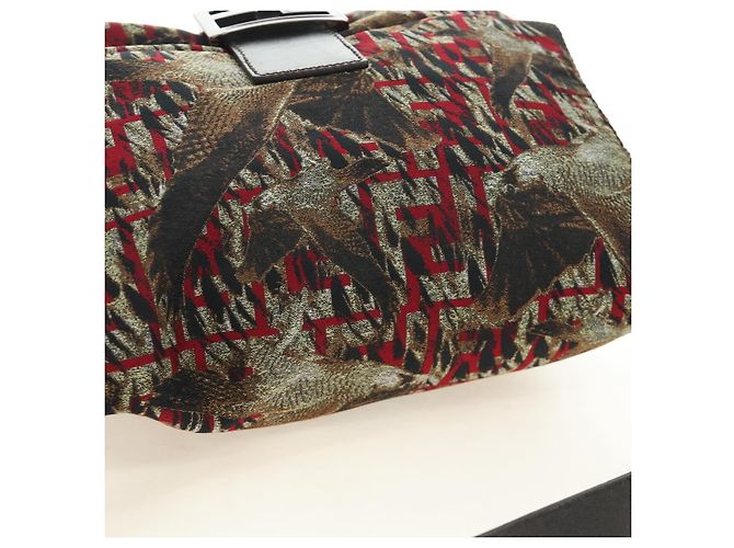 FENDI Zucca Canvas Mamma Baguette Shoulder Bag Red Silver - vista 14