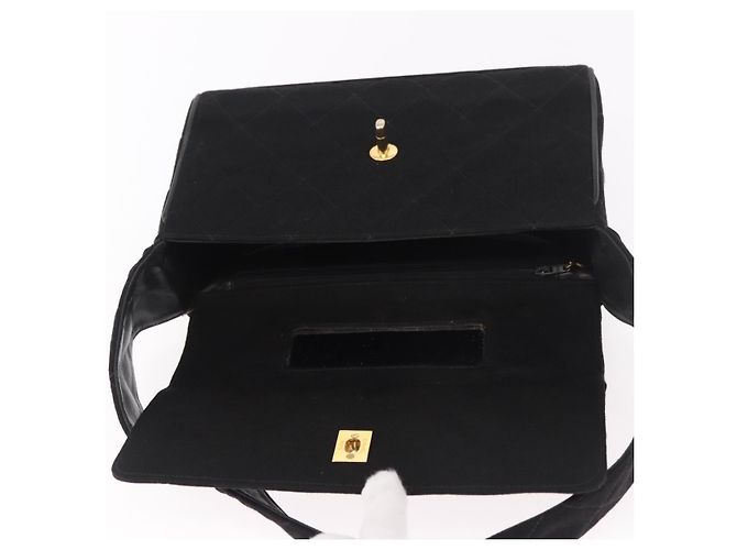 CHANEL Matelasse Shoulder Bag Cotton Black Gold CC - vista 19
