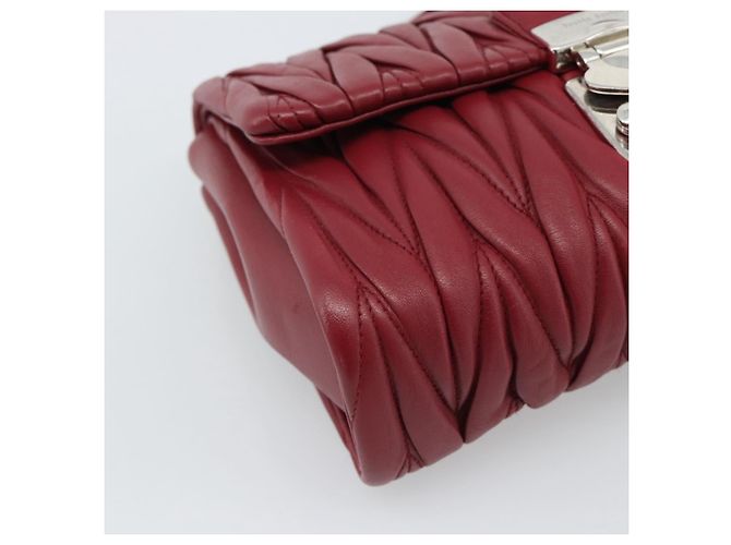 Miu Miu Matelasse Chain Shoulder Bag Leather Red Silver - vista 15