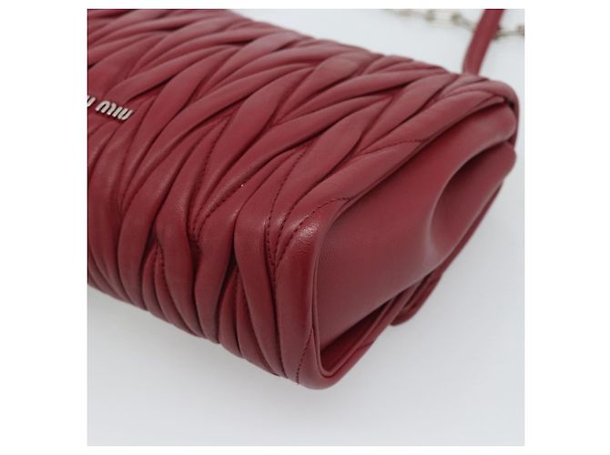 Miu Miu Matelasse Chain Shoulder Bag Leather Red Silver - vista 16