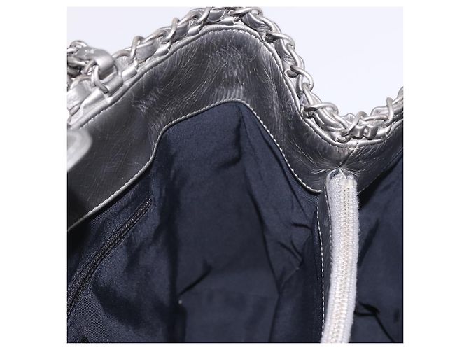CHANEL Matelasse Chain Me Shoulder Bag Leather Silver CC - vista 18
