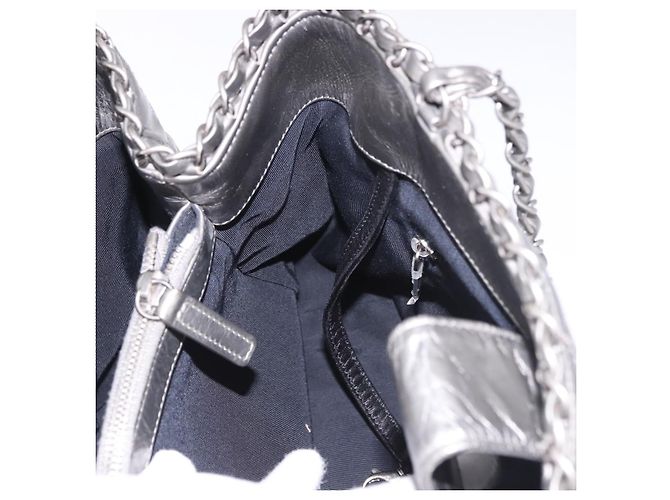 CHANEL Matelasse Chain Me Shoulder Bag Leather Silver CC - vista 19