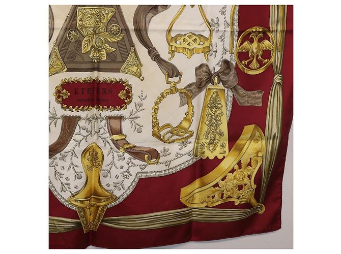 Hermès HERMES Carre 90 Scarf  RETRIERS  Silk Bordeaux - vista 10
