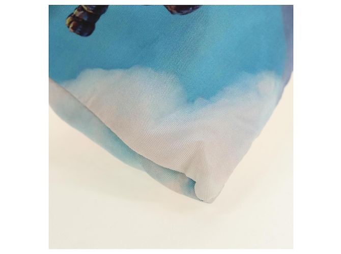 LOEWE Studio Ghibli Collaboration Howl's Moving Castle Nylon Blue - vista 9