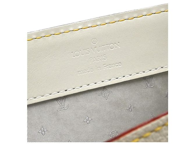 Louis Vuitton Suhali Le Fabuleux Leather Bianco - vista 4