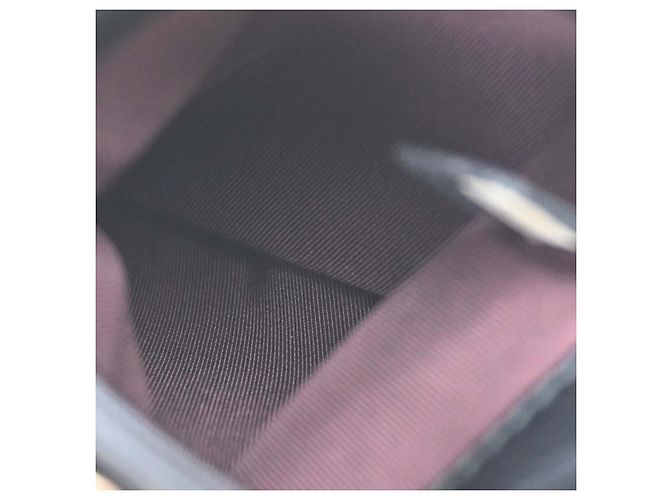 Clutch Chanel Tech Me Out con catena in pelle d'agnello Nero - vista 3