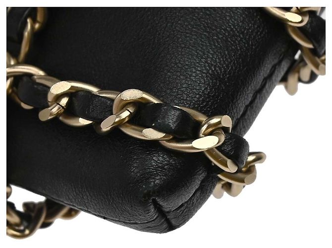 Clutch Chanel Tech Me Out con catena in pelle d'agnello Nero - vista 6