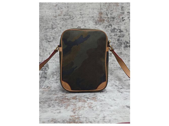 Louis Vuitton x Supreme Borsa Monogram Camouflage Kaki Cachi - vista 5