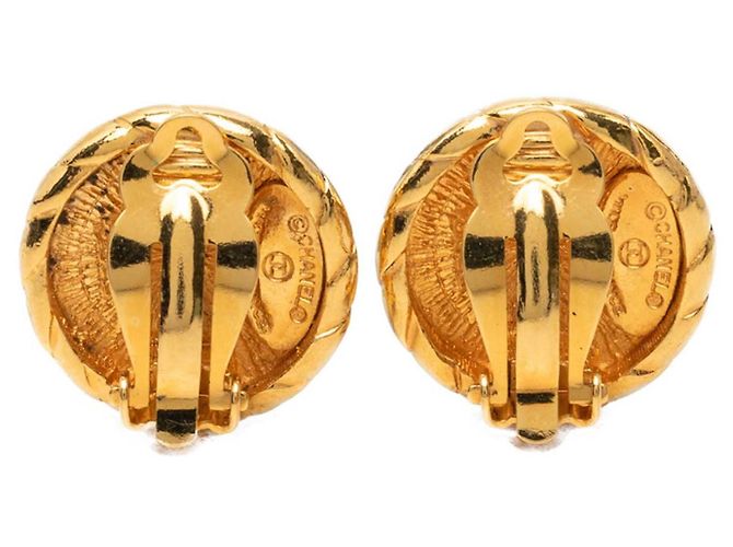 Orecchini a clip rotondi Chanel CC placcati oro D'oro - vista 2