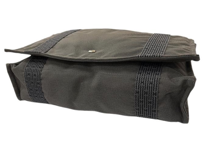 Borsa a tracolla Hermès Herline in tela grigia Grigio - vista 3