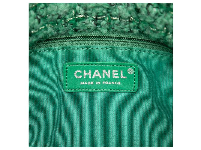 Borsa a tracolla Chanel Small Quilted Tweed Reissue 2.55 Easy Messenger Flap Verde - vista 5