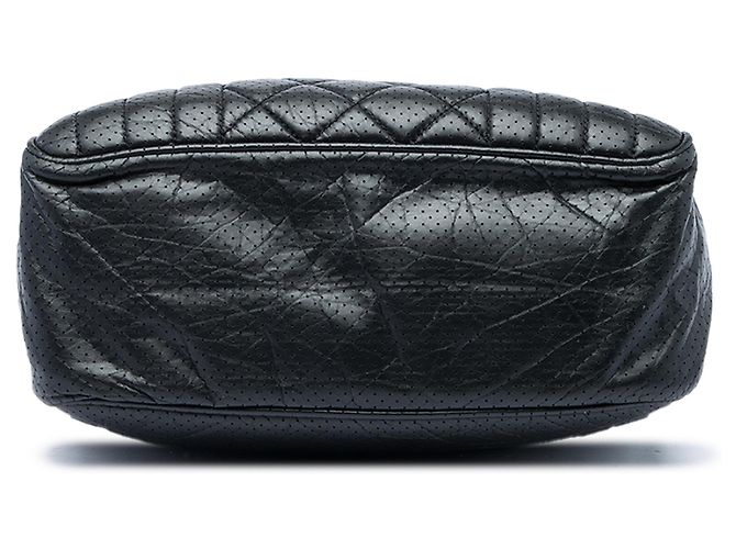 Borsa a tracolla Chanel 50s in pelle di vitello traforata nera Nero - vista 3