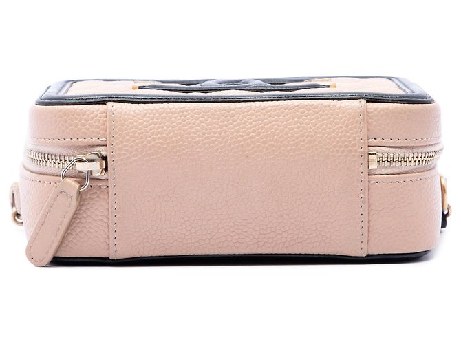 Borsa a tracolla Chanel Mini Caviar CC Filigree Beige - vista 3