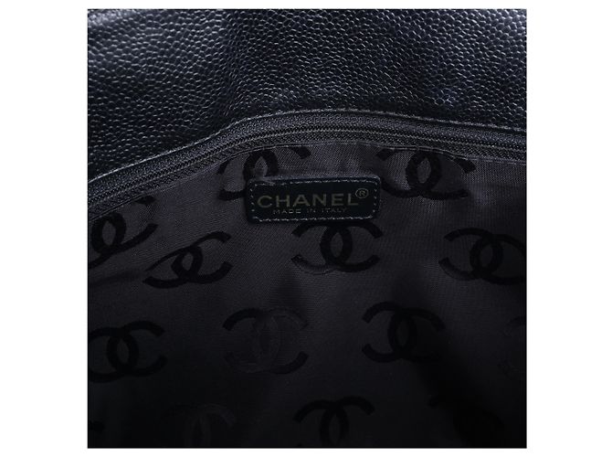 Borsa a tracolla Chanel Coco Mark Line in pelle caviar nera Nero - vista 12
