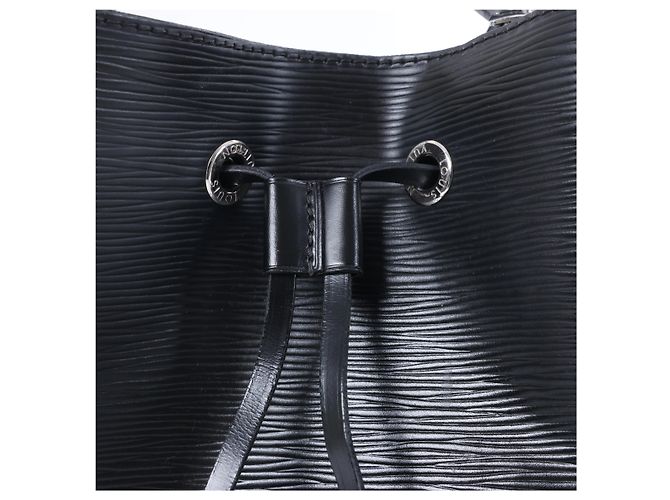 Borsa a tracolla Louis Vuitton NeoNoe in pelle Epi nera M54366 Nero - vista 13
