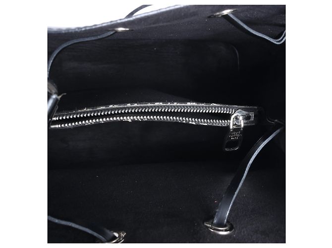 Borsa a tracolla Louis Vuitton NeoNoe in pelle Epi nera M54366 Nero - vista 14