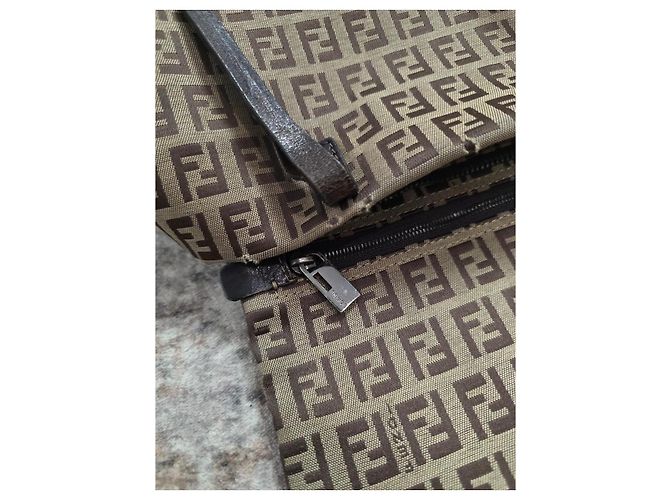 Borsa Fendi Roll Bag in tela monogram marrone - vista 10