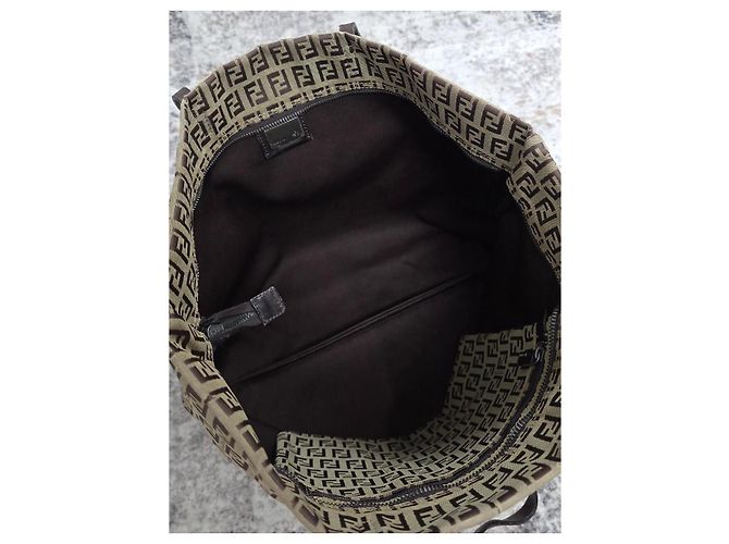 Borsa Fendi Roll Bag in tela monogram marrone - vista 6