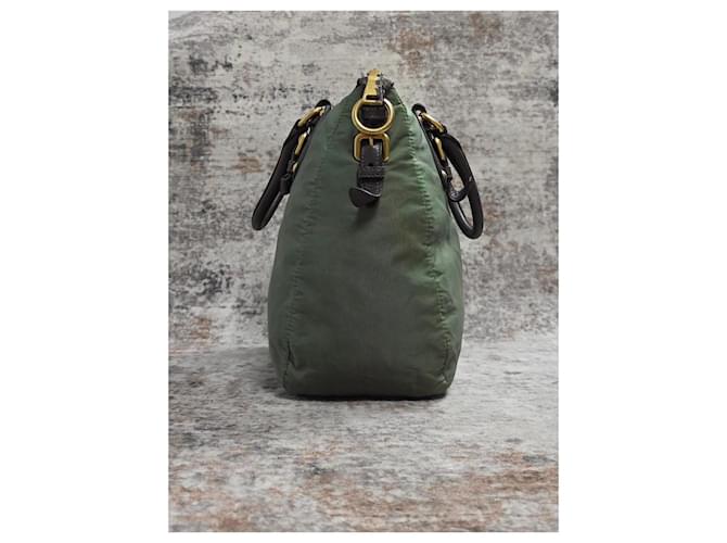 Prada Borsa in nylon verde e pelle - vista 7