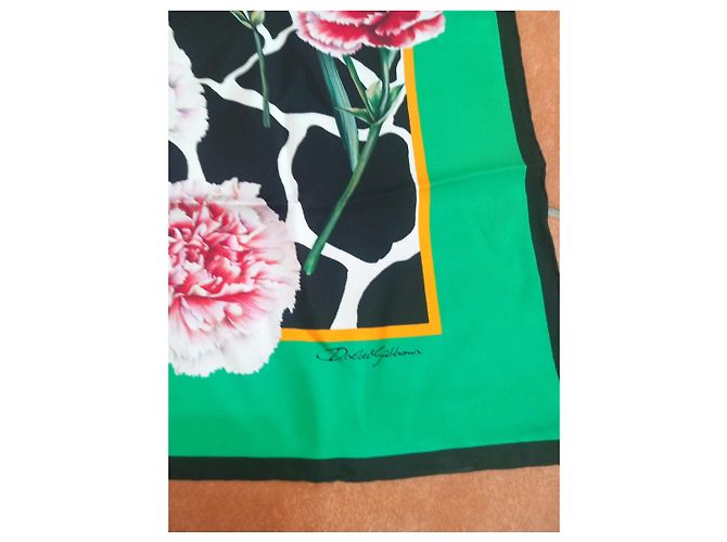 Dolce & Gabbana Seidentuch mit Blumenprint Schwarz Weiß Rot Grün - Ansicht 2